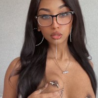 Model profile picture