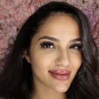 Model profile picture